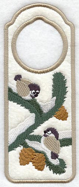 Chickadee Door Hanger (In-the-Hoop)