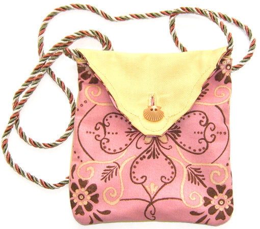 Triangle Rounded Flap Purse (In-the-Hoop)