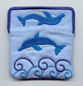 Dolphin and Waves Coin Purse (In-the-Hoop)