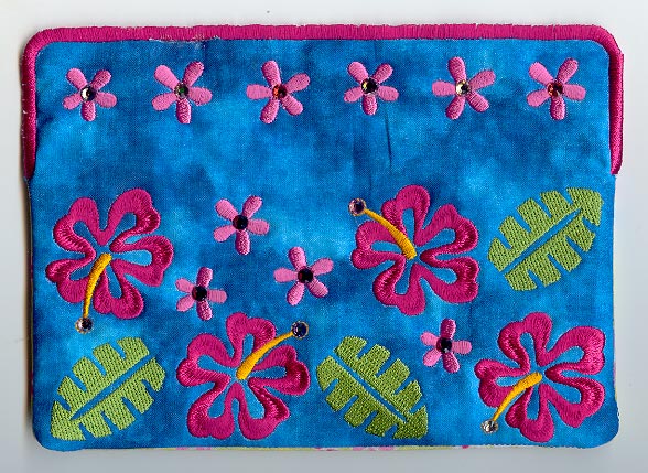 Hibiscus Sunglasses Case (Crystals) (In-the-Hoop)