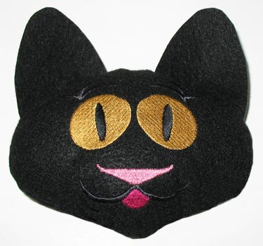 Scare D. Kat Halloween Stuffie (In-the-Hoop)