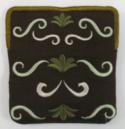 Art Nouveau Fans and Scrolls Coin Purse (In-the-Hoop)