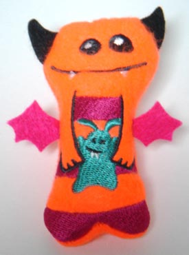 Edie Monster Stuffie (In-the-Hoop)