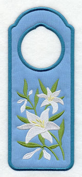 Madonna Lily Door Hanger (In-the-Hoop)
