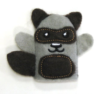 Raccoon Finger Puppet (In-the-Hoop)