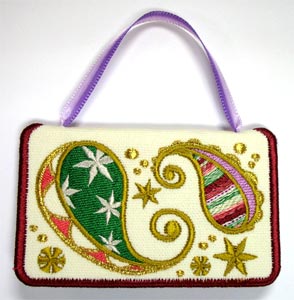 Christmas Paisley Gift Card Holder (In-the-Hoop)
