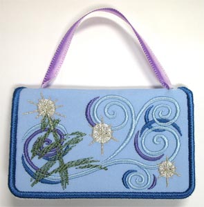 Whirling, Swirling Gift Card holder (In-the-Hoop)