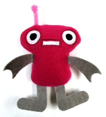 Raynay Robot Stuffie (In-the-Hoop)