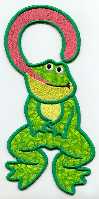 Funny Frog Door Hanger (In-the-Hoop)
