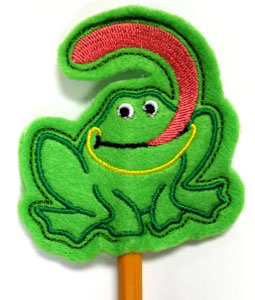 Funny Frog Topper (In-the-Hoop)