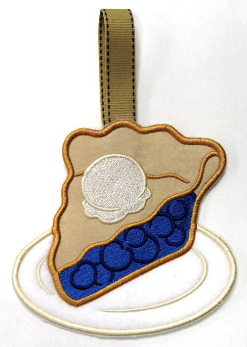 Tasty Treats Towel Topper - Blueberry Pie (In-the-Hoop)