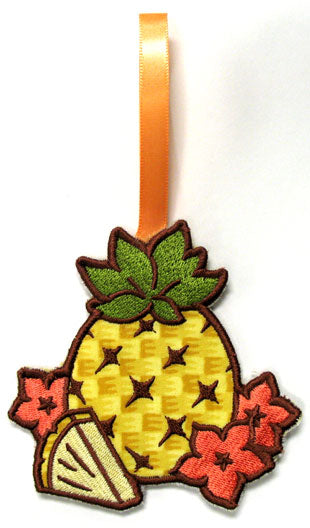 Towel Topper - Pineapple (In-the-Hoop)