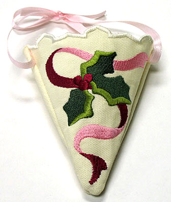 Holly Treat Cone (In-the-Hoop)