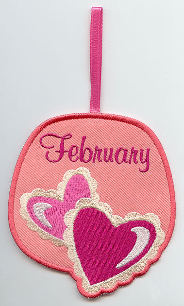 Monthly Towel Topper - February - Hearts (In-the-Hoop)