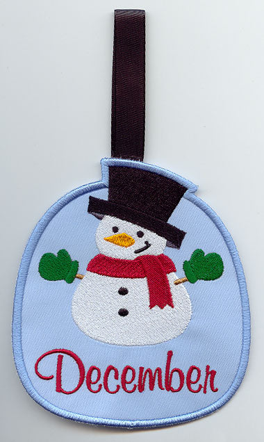 Monthly Towel Topper - December - Snowman (In-the-Hoop)