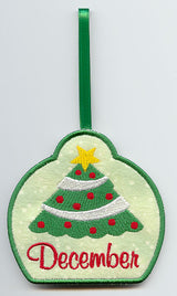 Monthly Towel Topper - December - Christmas Tree (In-the-Hoop)