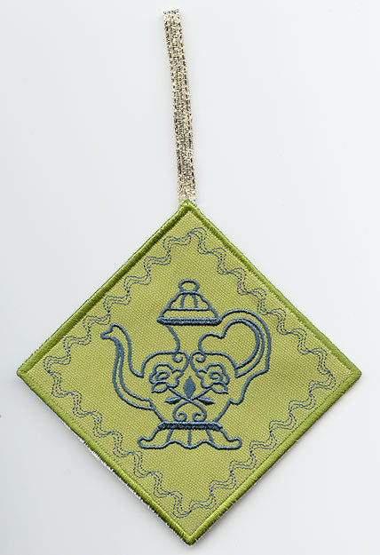 Victorian Teapot Sachet (In-the-Hoop)