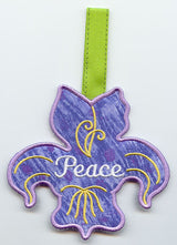 Iris Towel Topper - Peace (In-the-Hoop)