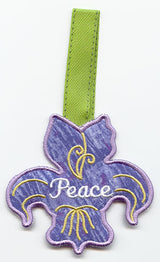 Iris Towel Topper - Peace (In-the-Hoop)