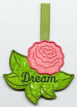 Carnation Towel Topper - Dream (In-the-Hoop)