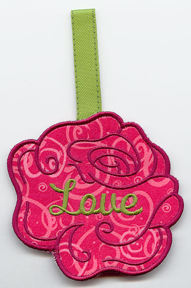 Rose Towel Topper - Love (In-the-Hoop)
