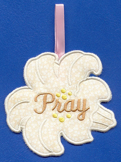 Lily Towel Topper - Pray (In-the-Hoop)