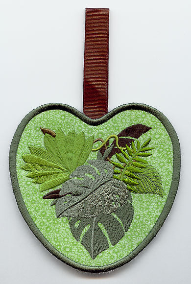 Jungle Paradise Towel Topper (In-the-Hoop)