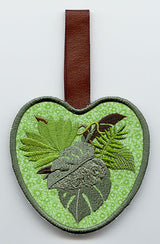 Jungle Paradise Towel Topper (In-the-Hoop)