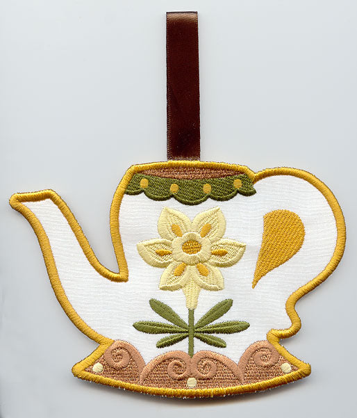 Towel Topper - Daffodil Watering Can (In-the-Hoop)