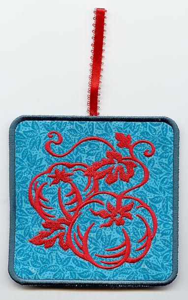 Towel Topper - Tomatoes (In-the-Hoop)