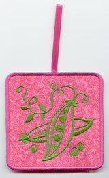 Towel Topper - Peas (In-the-Hoop)