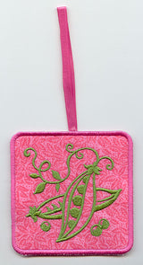 Towel Topper - Peas (In-the-Hoop)