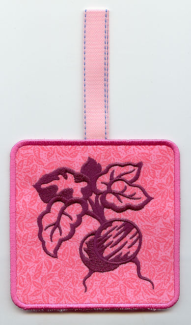 Towel Topper - Beets (In-the-Hoop)