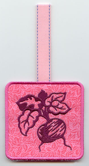 Towel Topper - Beets (In-the-Hoop)