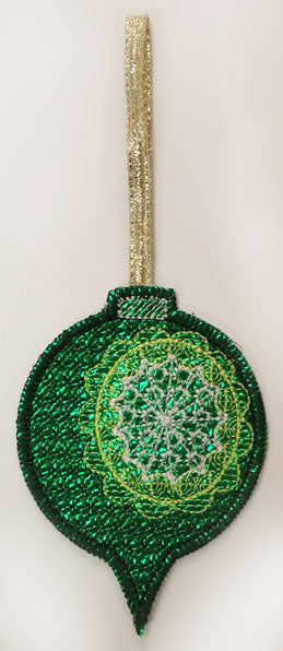 Christmas Shine Ornament (Mylar) (In-the-Hoop)