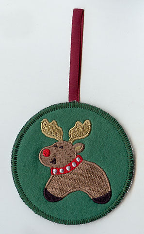 Reindeer 2 Ornament (In-the-Hoop)