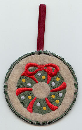 Wreath Ornament (In-the-Hoop)
