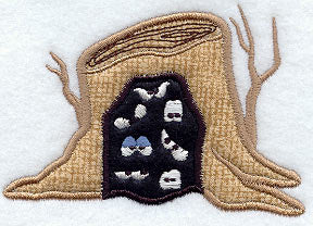 Spooky Stump (Applique)