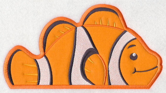 Peeking Clownfish (Applique)