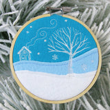 Wintertide Cabin Scene (Applique)