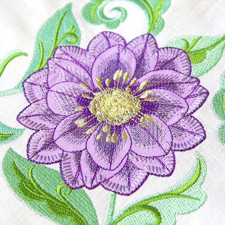 Fancy Hellebore (Heirloom Applique)