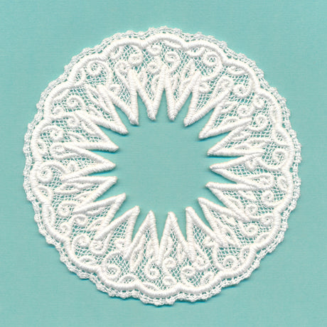 Ruffled Brooch (Battenburg Lace)